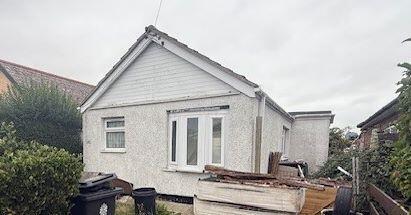 2 bedroom detached bungalow for sale
