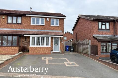 3 bedroom semi-detached house for sale