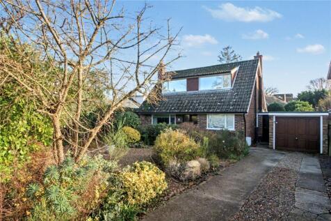 Rosebery Avenue, Poringland, Norwich... 4 bed detached house for sale