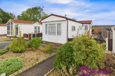 2 bedroom park home for sale