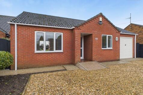 3 bedroom detached bungalow for sale