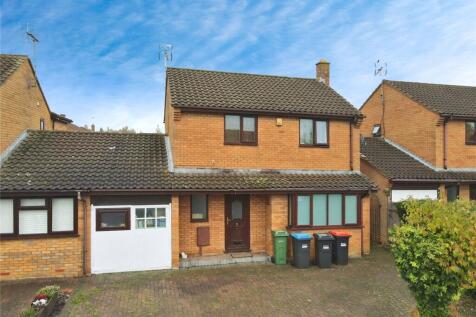 Trueman Place, Oldbrook, Milton Keynes 4 bed detached house for sale