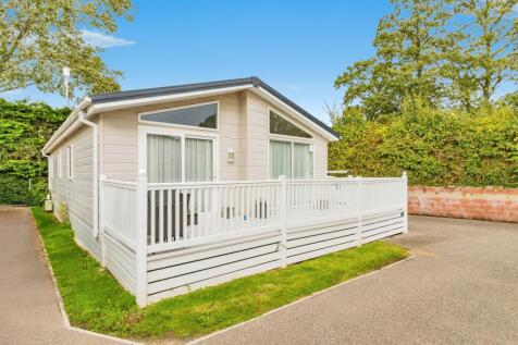 2 bedroom park home for sale