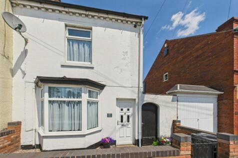 Bridgnorth Road, Wollaston, DY8 3QG 2 bed end of terrace house for sale