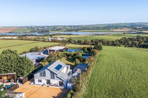 St. Breock, Wadebridge, Cornwall, PL27 5 bed house for sale