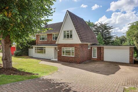 Hillbury Close, Warlingham, Surrey... 4 bed detached house for sale