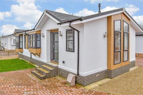 2 bedroom park home for sale