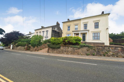 6 bedroom semi-detached house for sale