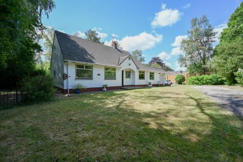 3 bedroom chalet for sale