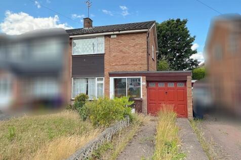 Rockland Gardens, Wolverhampton WV13 3 bed semi
