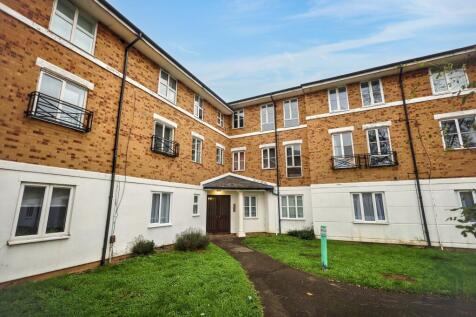 Essex, IG1 2 bed flat for sale
