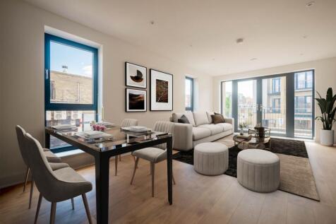 92 High Street, Rayleigh SS6 2 bed flat for sale