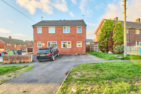 2 bedroom semi-detached house for sale