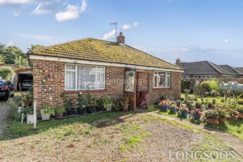 3 bedroom detached bungalow for sale