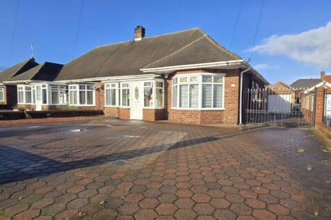 4 bedroom bungalow for sale