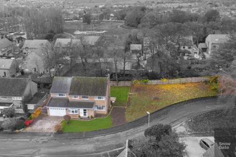 Westfield Court, Mirfield WF14 5 bed detached house for sale