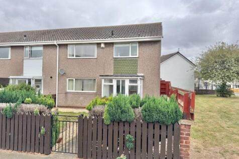 3 bedroom end of terrace house for sale