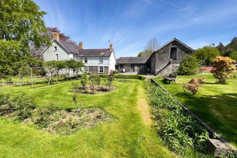 5 bedroom property for sale