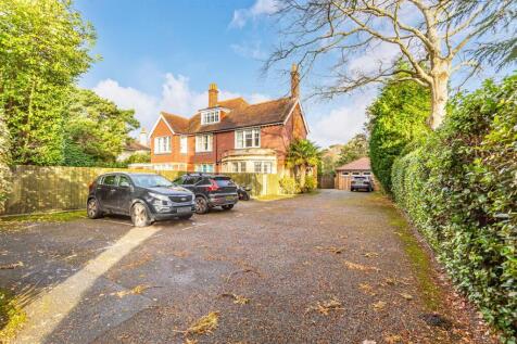 Mckinley Road, Bournemouth 4 bed flat for sale