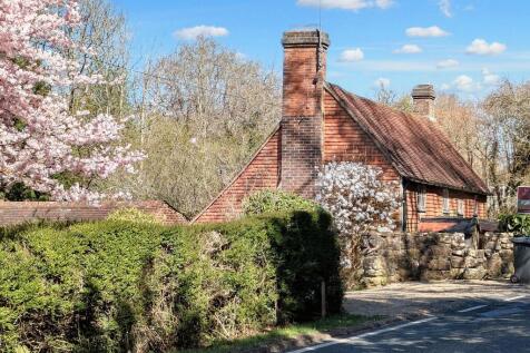 Cat Street, Hartfield TN7 4 bed detached house for sale