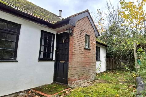 Church Lane, Burghfield, Reading, RG30 3 bed semi