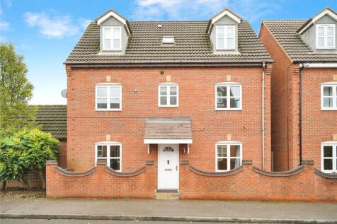 5 bedroom detached house for sale