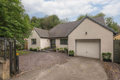 5 bedroom detached bungalow for sale