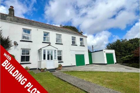 5 bedroom semi-detached house for sale