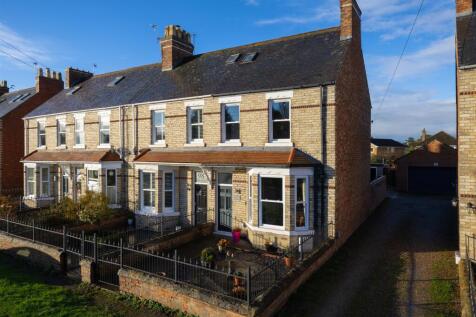 York Road, Haxby, York 3 bed terraced house for sale