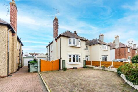 Glan Y Mor Road, Penrhyn Bay... 3 bed semi