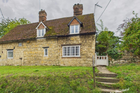 2 bedroom cottage for sale