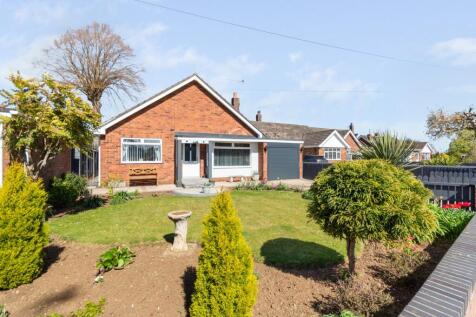 Orchard Drive, Burton Upon Stather... 3 bed bungalow for sale