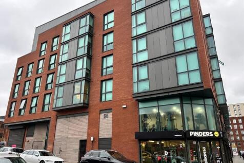 Studio flat for sale