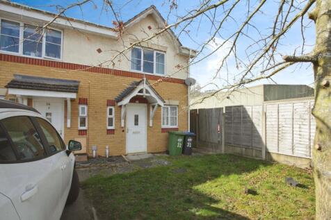 2 bedroom end of terrace house for sale