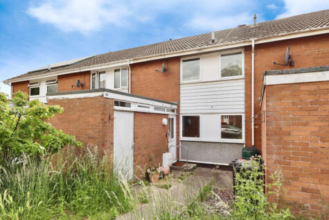 Pound Close, Glastonbury 3 bed terraced house for sale