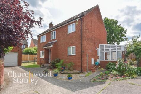St. Michaels Court, Manningtree, CO11 4 bed detached house for sale