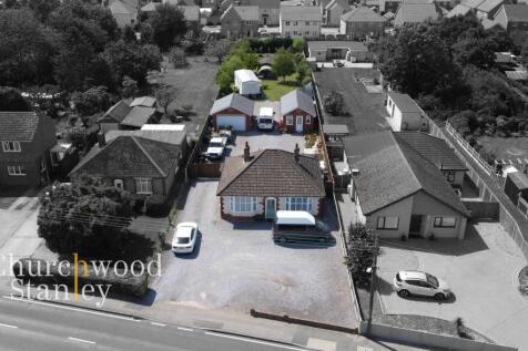 Colchester Main Road, Alresford, CO7 3 bed detached bungalow for sale