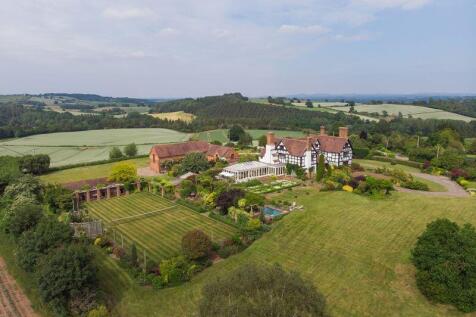 7 bedroom detached house for sale