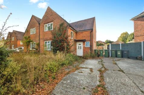 St. Lawrence Road, Eastleigh, Hampshire 3 bed semi