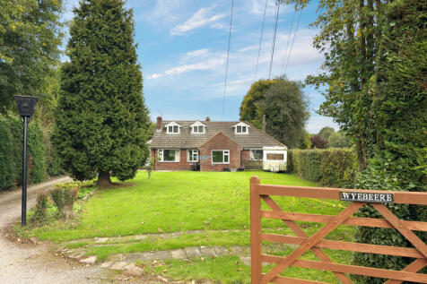 5 bedroom detached house for sale