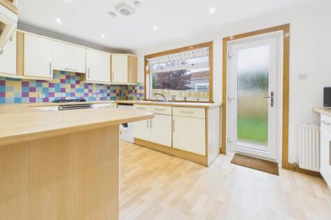 Stuart Road, Bishopton, PA7 3 bed semi