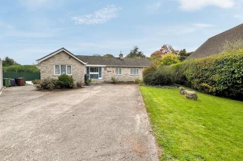 2 bedroom bungalow for sale