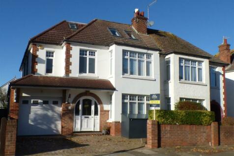 5 bedroom semi-detached house for sale