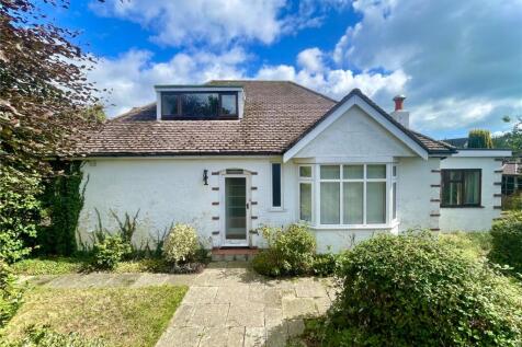 Minterne Road, Christchurch BH23 4 bed bungalow for sale