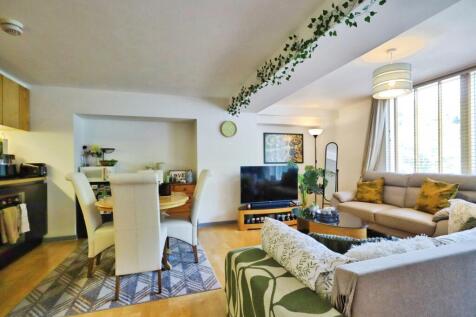 1 bedroom flat for sale