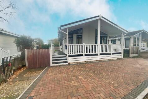 2 bedroom park home for sale