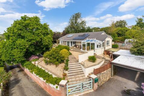 3 bedroom detached bungalow for sale