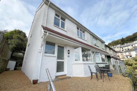 Victoria Road, Dartmouth 3 bed end of terrace house for sale