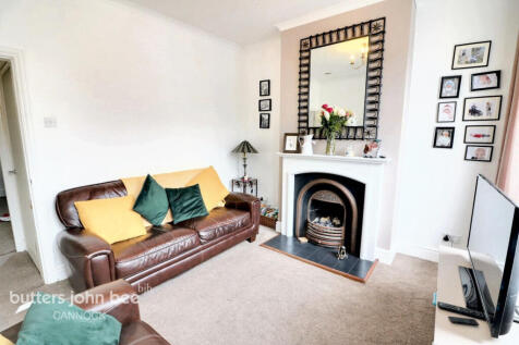St Johns Road, Cannock 3 bed end of terrace house for sale
