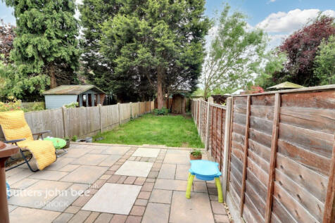 St Johns Road, Cannock 3 bed end of terrace house for sale